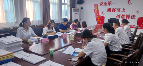 再獲殊榮！集團榮獲“洛陽(yáng)市模范勞動(dòng)關(guān)系和諧企業(yè)”稱(chēng)號